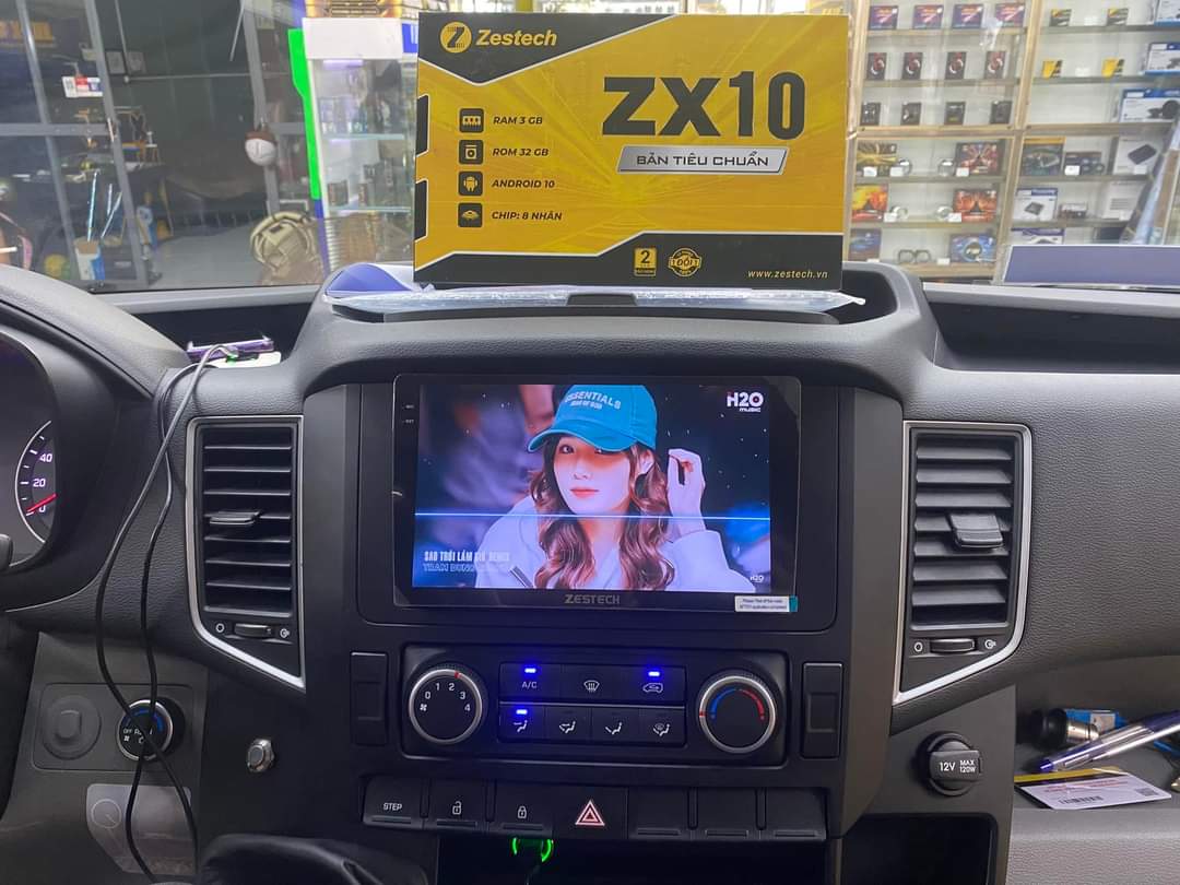 Zetech ZX10 Tiêu Chuẩn trên Xe Hyundai Solati
