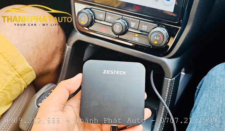 Cục Android Box Zestech Ford Everest 2024
