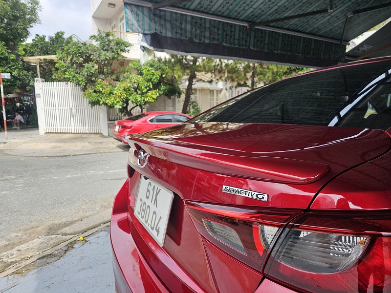 Đuôi Gió Mazda 2 AT Bản Thiếu