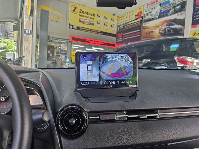 Màn Hình Android Zestech Mazda 2 AT Bản Thiếu