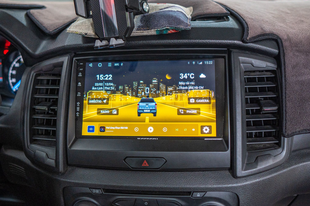 Lắp Màn Hình Android Cho Xe Ford Ranger