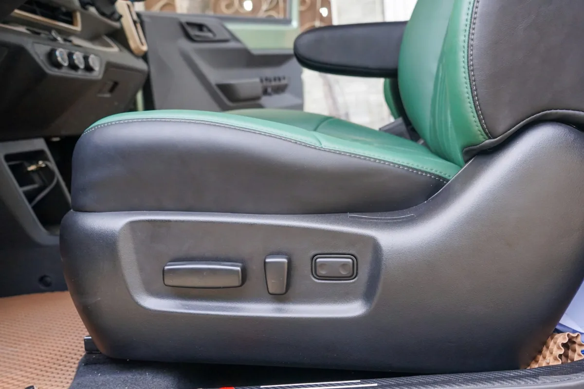 Độ Ghế Chỉnh Điện 4 Hướng Xe VinFast Herio Green