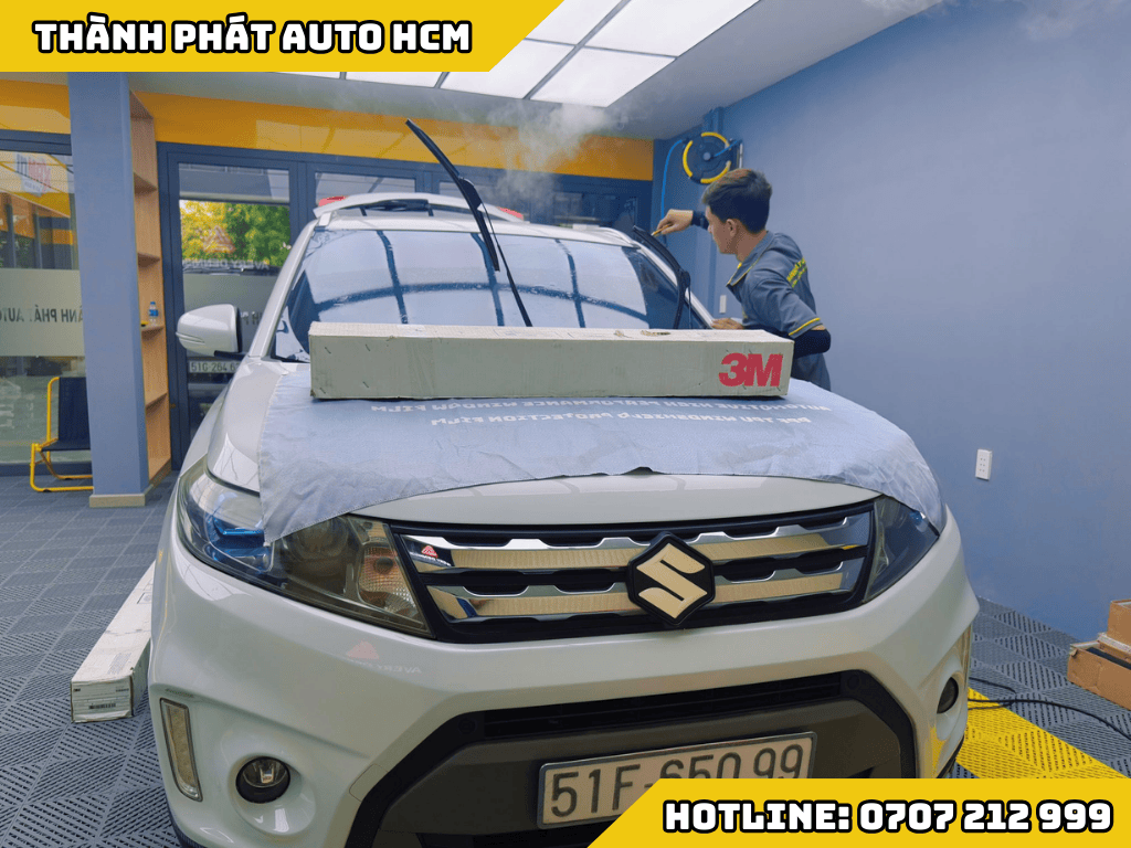 Dán Phim Cách Nhiệt Ô Tô Xe Hơi 3M Tại Quận Gò Vấp