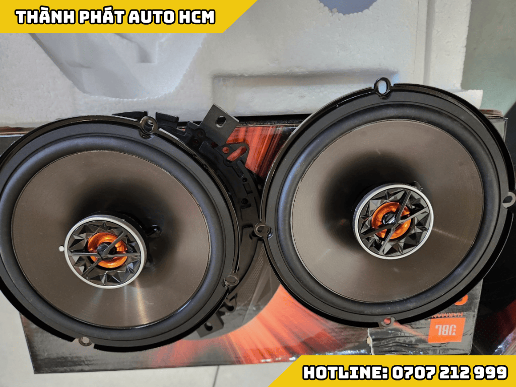 Độ Loa JBL Cho Ô Tô Tại Quận Gò Vấp Tận Nơi