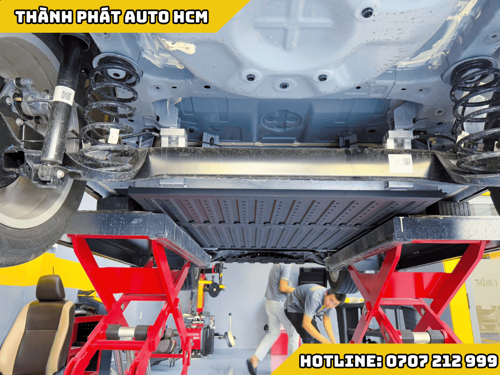 Tấm Ốp Bảo Vệ Pin Vinfast VF5