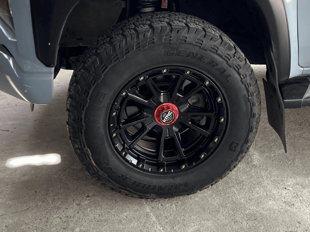 Thay Mâm R17 Kèm Lốp Mới Cho VinFast Limo Green
