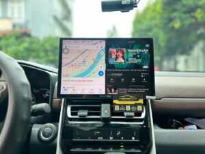 Màn Hình 13 Inch ADAS Cho Innova Cross 2025