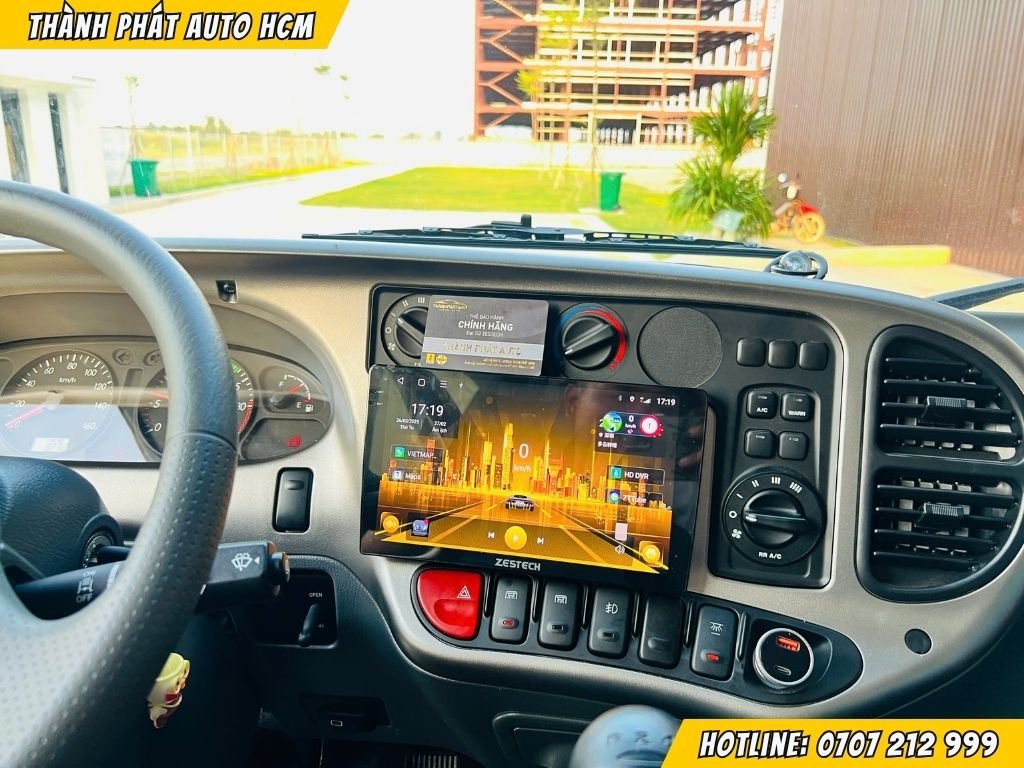 Màn hình Zestech Z18 cho xe Suzuki