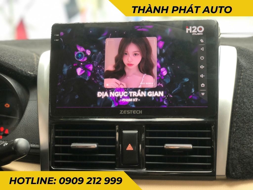 màn hình xe vios