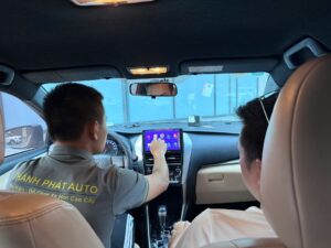 Màn hình xe yaris