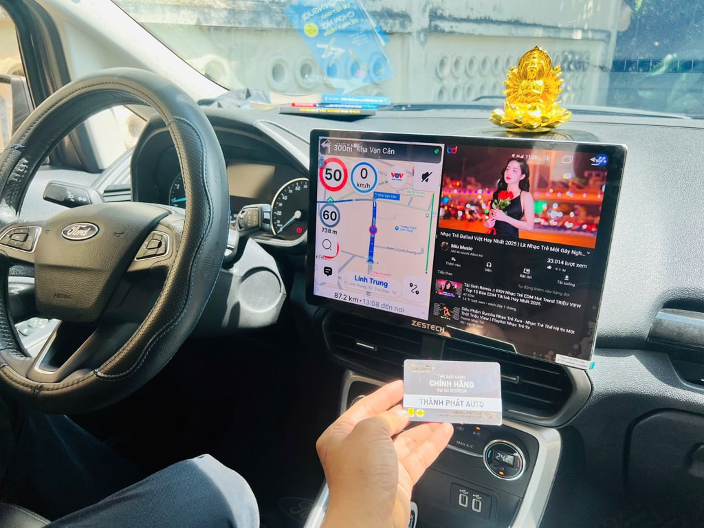 Màn hình 13 inch Ecosport 2020