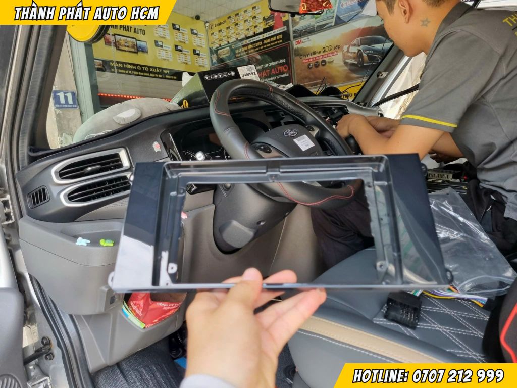  Màn Hình Android Cho Xe Ford Transit