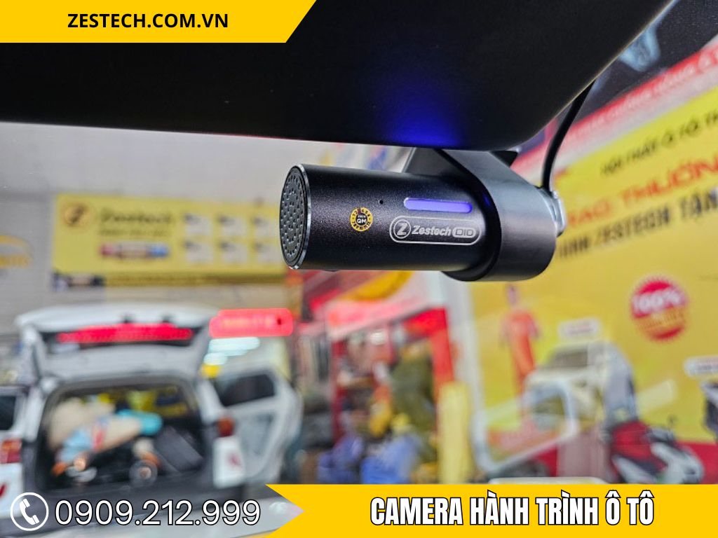 "Dịch vụ camera hành trình ô tô tại Đồng Nai từ Thành Phát Auto cung cấp các dòng camera hành trình chính hãng như Zestech, giúp ghi lại mọi sự kiện giao thông và bảo vệ tài sản của bạn."
