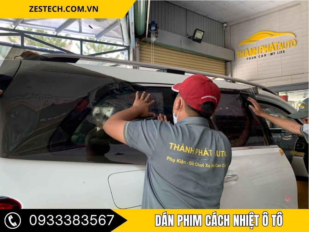 "Với dịch vụ dán phim cách nhiệt ô tô tại Nhơn Trạch, Thành Phát Auto cam kết mang lại sự hài lòng tuyệt đối cho khách hàng. Chúng tôi sử dụng các loại phim cách nhiệt chính hãng, hiệu quả chống nắng và bảo vệ sức khỏe cho người sử dụng. Đến ngay Thành Phát Auto để được tư vấn và lắp đặt phim cách nhiệt nhanh chóng, an toàn và hiệu quả."