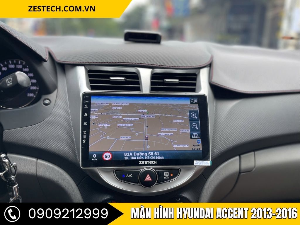 Với màn hình Android Zestech, Hyundai Accent 2013 của bạn sẽ được trang bị khả năng kết nối vượt trội. Tính năng dẫn đường Vietmap dễ dàng giúp bạn định vị chính xác, đồng thời mang lại trải nghiệm giải trí đa dạng với các ứng dụng như YouTube, Facebook, và nhiều phần mềm khác. Đặc biệt, màn hình có thể tương thích với các hệ thống camera lùi, tăng cường sự an toàn khi di chuyển.