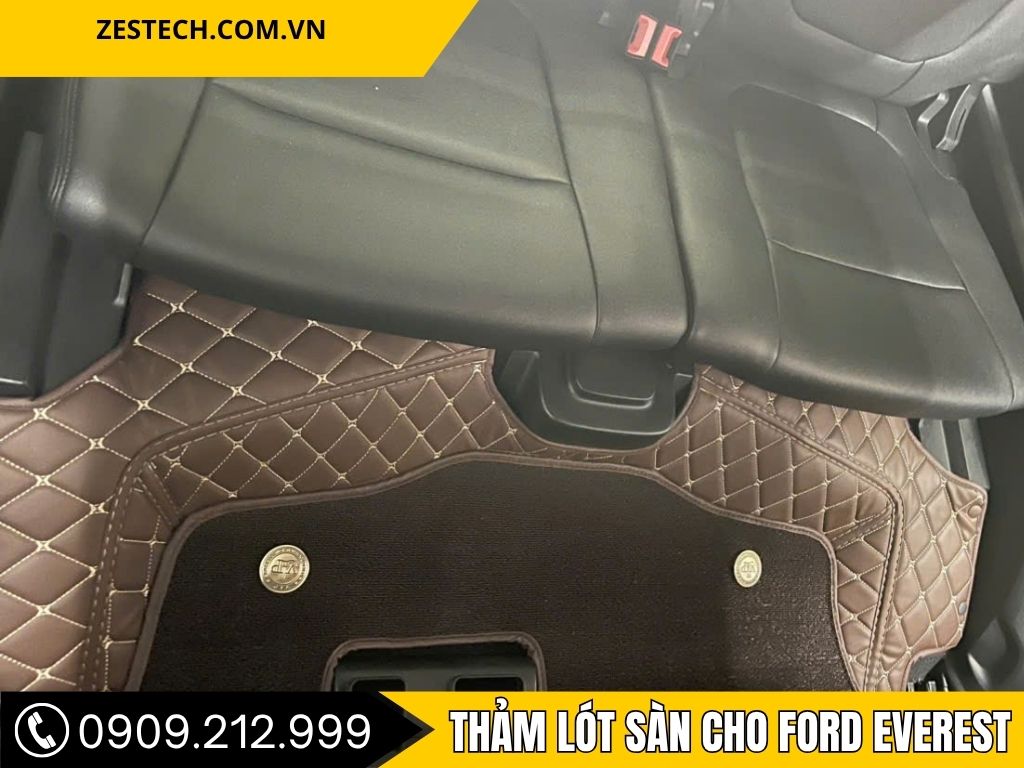 Thảm lót sàn ô tô tại Long An cho Ford Everest, chất liệu cao cấp giúp bảo vệ sàn xe hiệu quả và giữ cho nội thất xe luôn sạch sẽ.