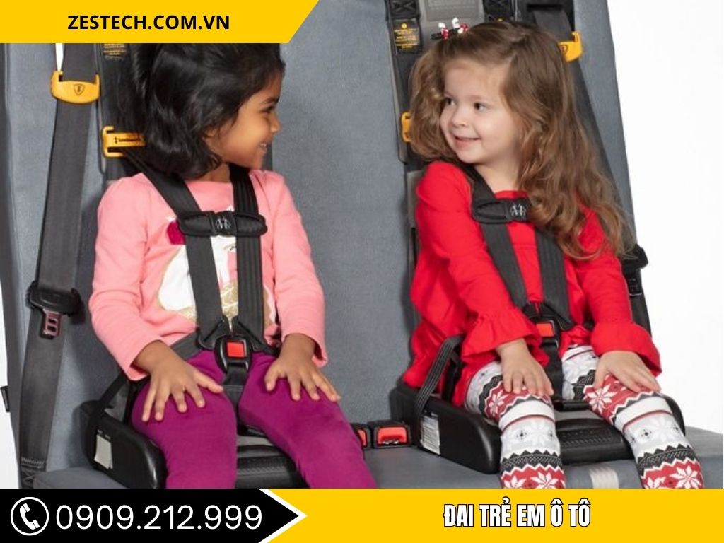 Ghế Ô Tô Hay Đai An Toàn Cho Bé - Lựa Chọn Nào Là Tốt Nhất Cho Trẻ