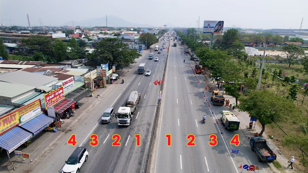 phân làn giao thông Quốc lộ 51