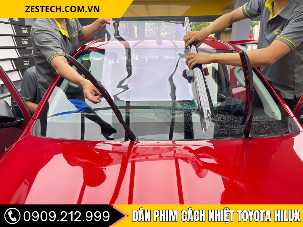 Dán Phim Cách Nhiệt Toyota Hilux