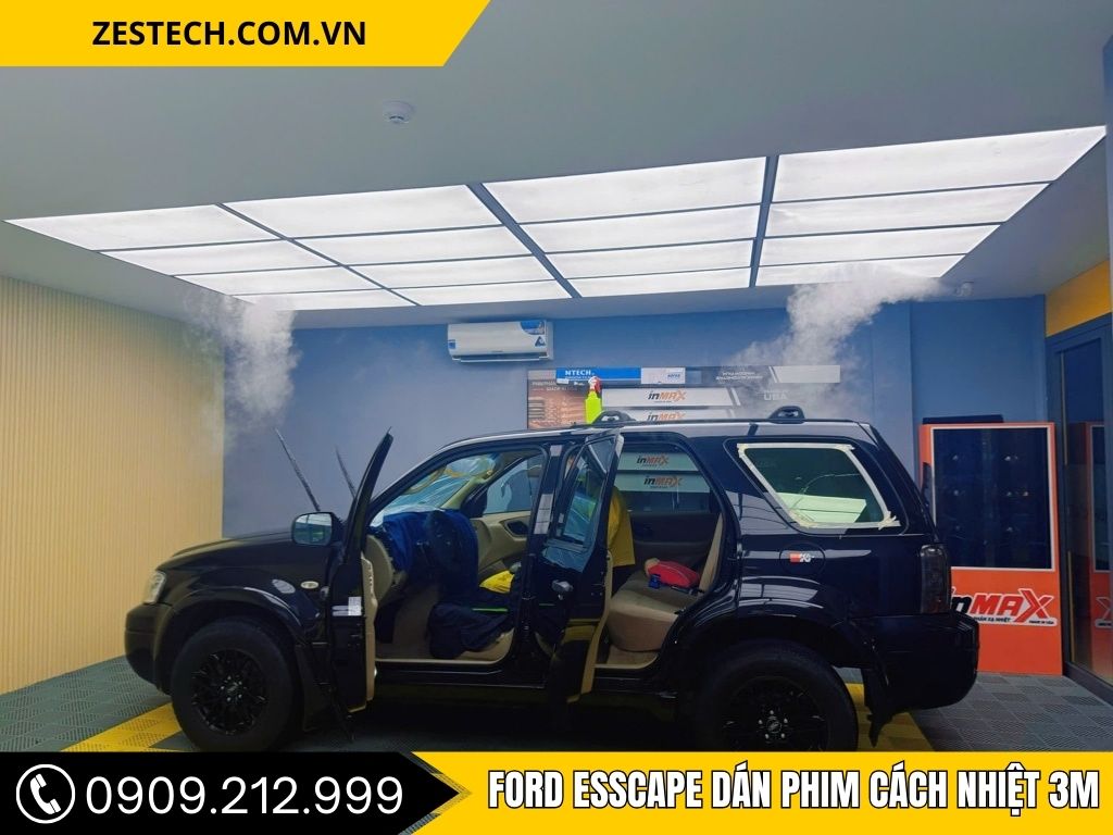 Hình Ảnh Ford Escape Dán Phim Cách Nhiệt 3M
