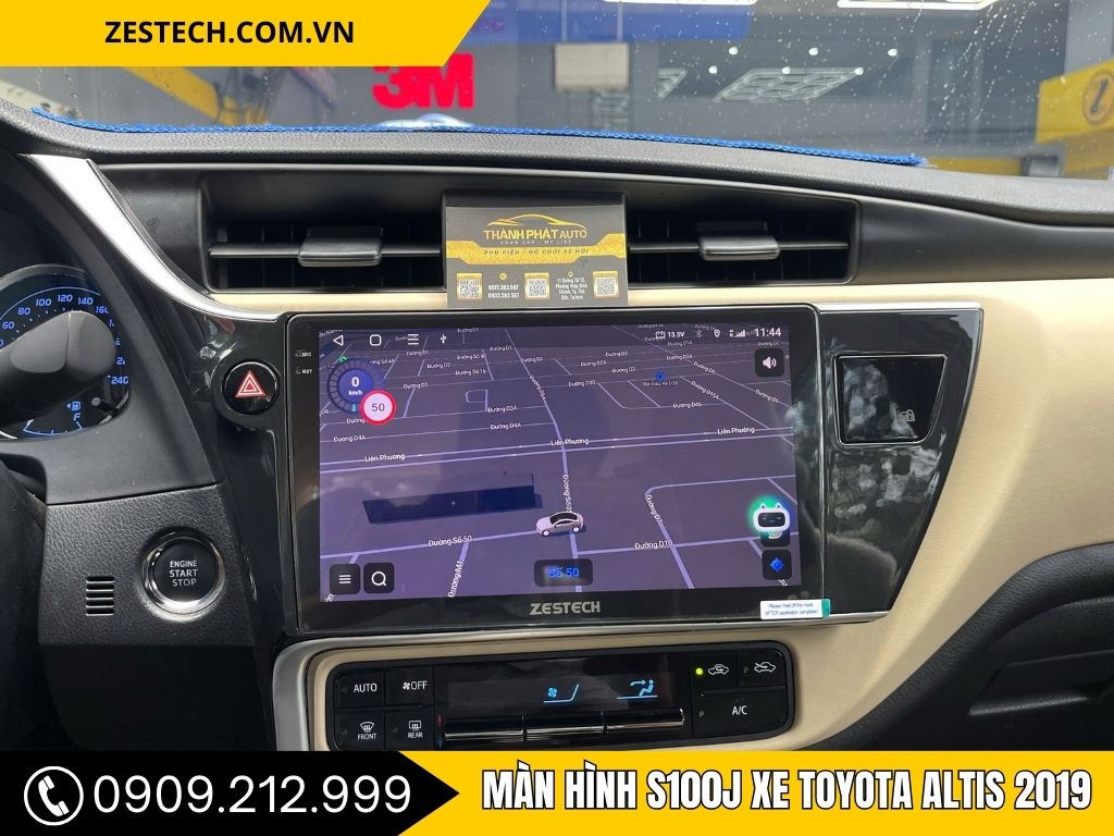 Hình Ảnh Màn Hình S100J Xe Toyota Altis 2019
