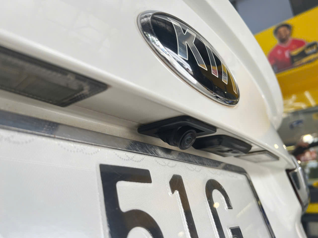 Màn hình Z18 360 Kia Cerato