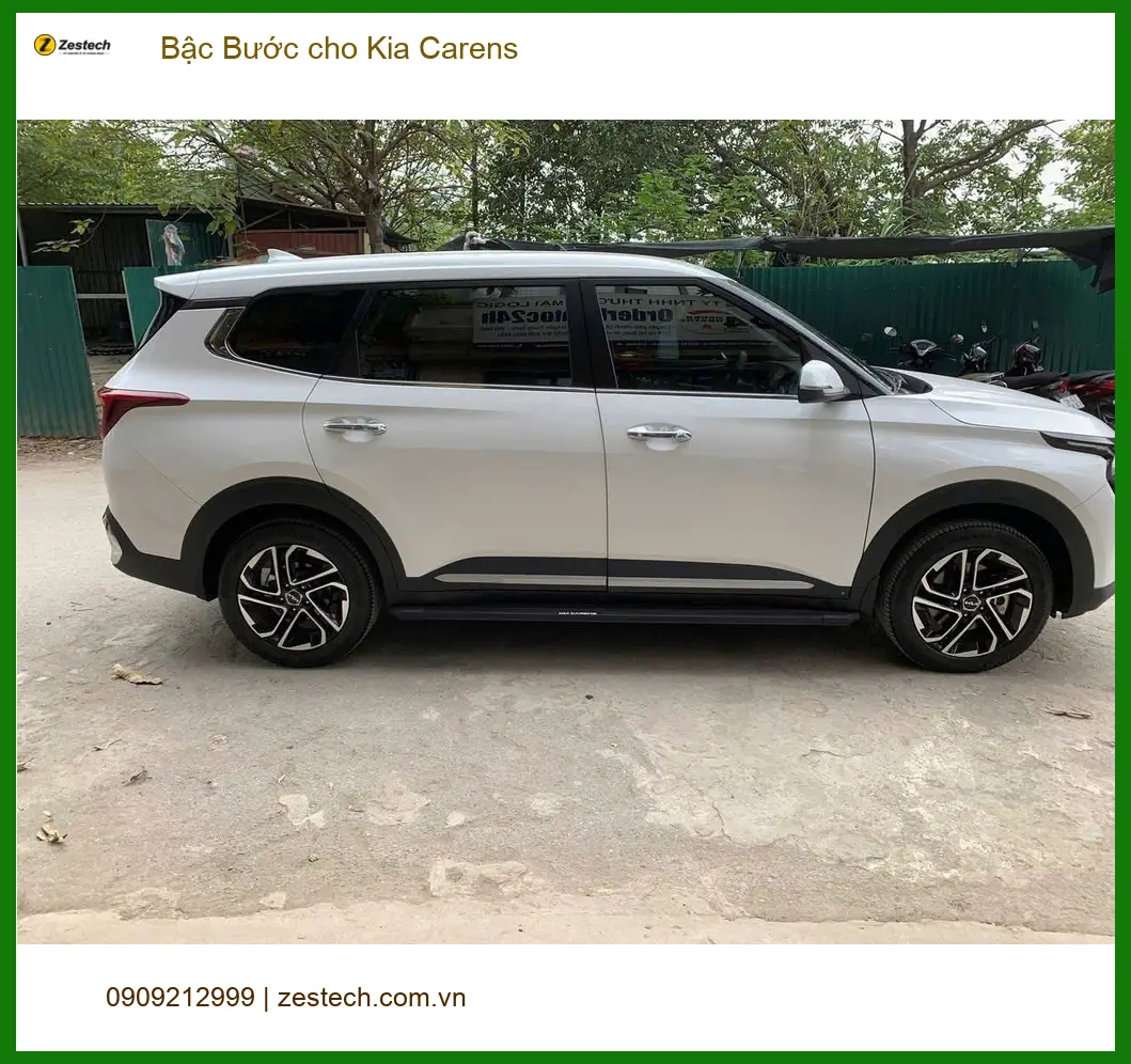 Anh Hưng lắp Bậc Bước chính hãng cho Kia Carens tại Quận Tân Bình. ảnh thực tế 3