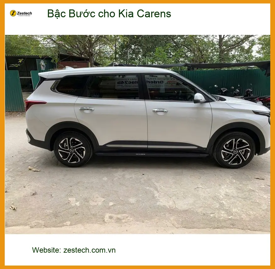 Anh Thắng lắp Bậc Bước cho Kia Carens tại Quận 12 để xe sang trọng hơn ảnh thực tế 3