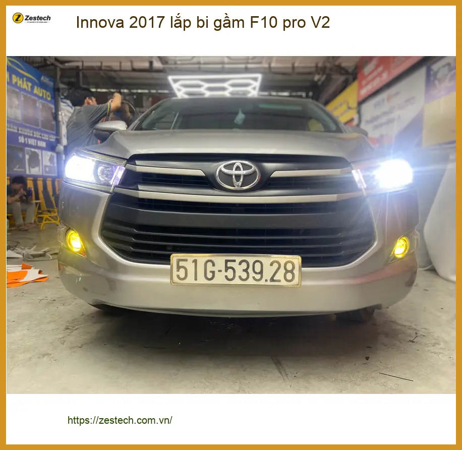 Bác An lắp bi gầm F10 pro V2 cho Innova 2017 tại Củ Chi để tăng sáng an toàn đường đêm