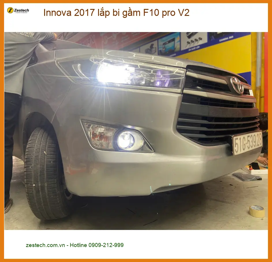 Bác An lắp bi gầm F10 pro V2 cho Innova 2017 tại Củ Chi để tăng sáng an toàn đường đêm ảnh thực tế 4