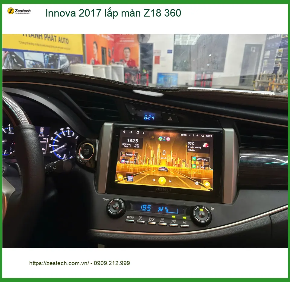 Chú Phi lắp màn Z18 360 cho Innova 2017 tại Quận 12 để dễ dàng đậu đỗ