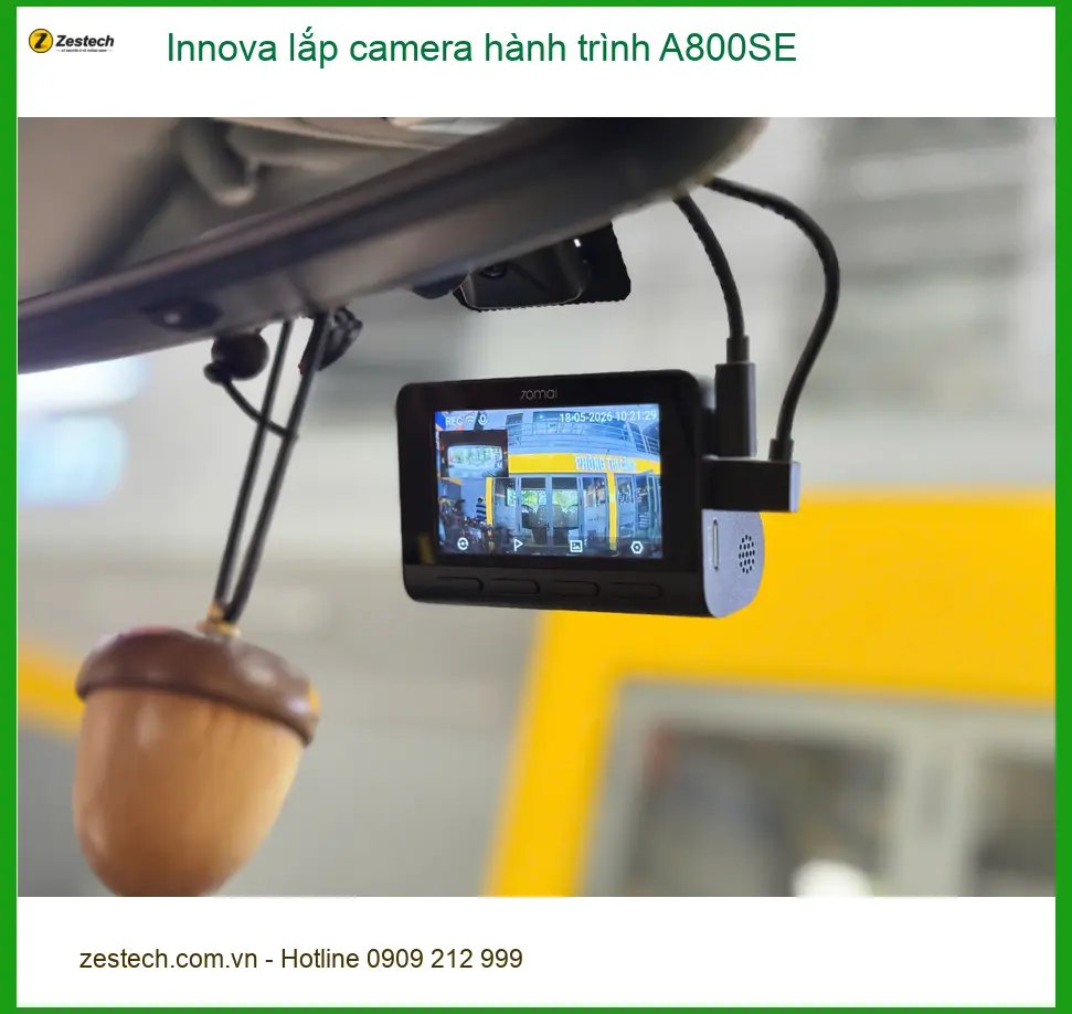 Anh Trung lắp camera hành trình A800SE cho Innova Quận 2 để an tâm lái xe