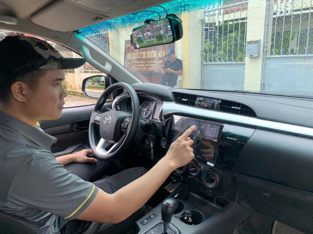 Màn Hình Android Toyota Hilux 2018 Chính Hãng Lắp Đặt Tận Nơi chính hãng 3