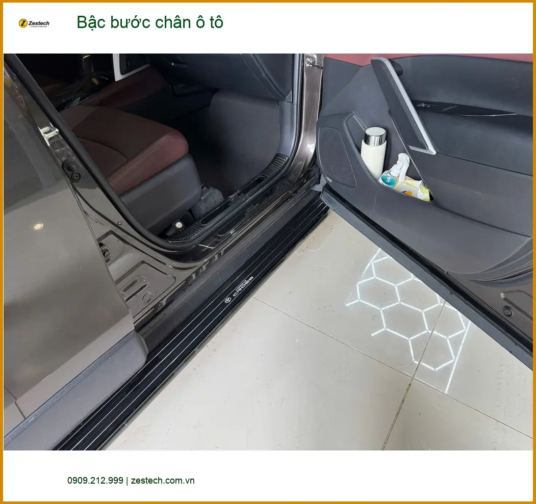 Bác Minh lắp bậc bước chân ô tô Honda CR-V tại Quận Bình Tân