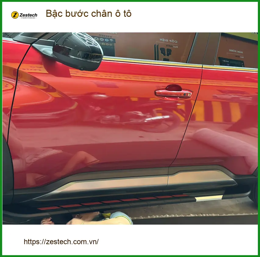 Anh Thành lắp bậc bước chân ô tô Hyundai Santa Fe tại Nhà Bè ảnh thực tế 5