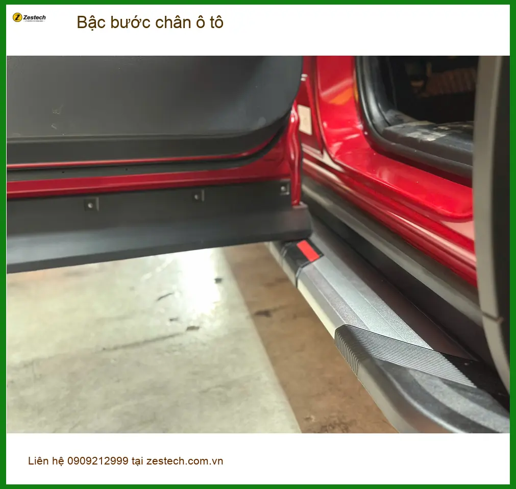 Anh Minh lắp bậc bước chân ô tô cho Ford Everest tại Quận Tân Bình
