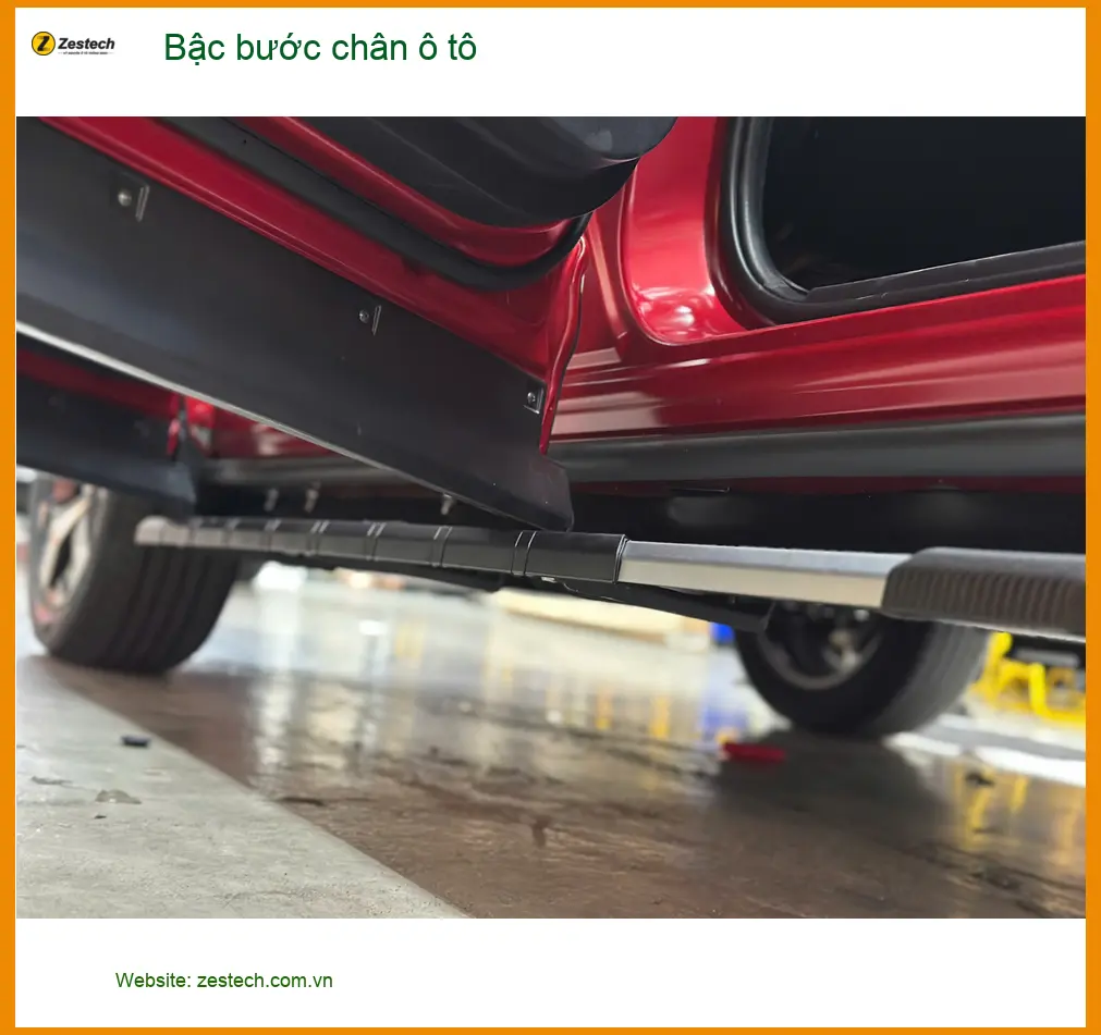 Anh Thắng lắp bậc bước chân ô tô cho Toyota Fortuner tại Cần Giờ để gia đình dễ lên xuống ảnh thực tế 2