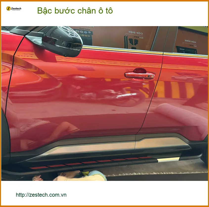 Anh Long lắp bậc bước chân ô tô cho Mazda CX-5 tại Quận 6 để ba mẹ tiện lên xuống ảnh thực tế 2