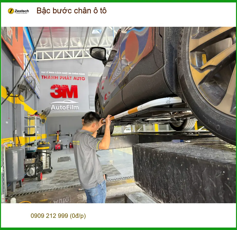 Anh Hải lắp bậc bước chân ô tô cho Hyundai Santa Fe tại Cần Giờ, lên xuống dễ dàng ảnh thực tế 2