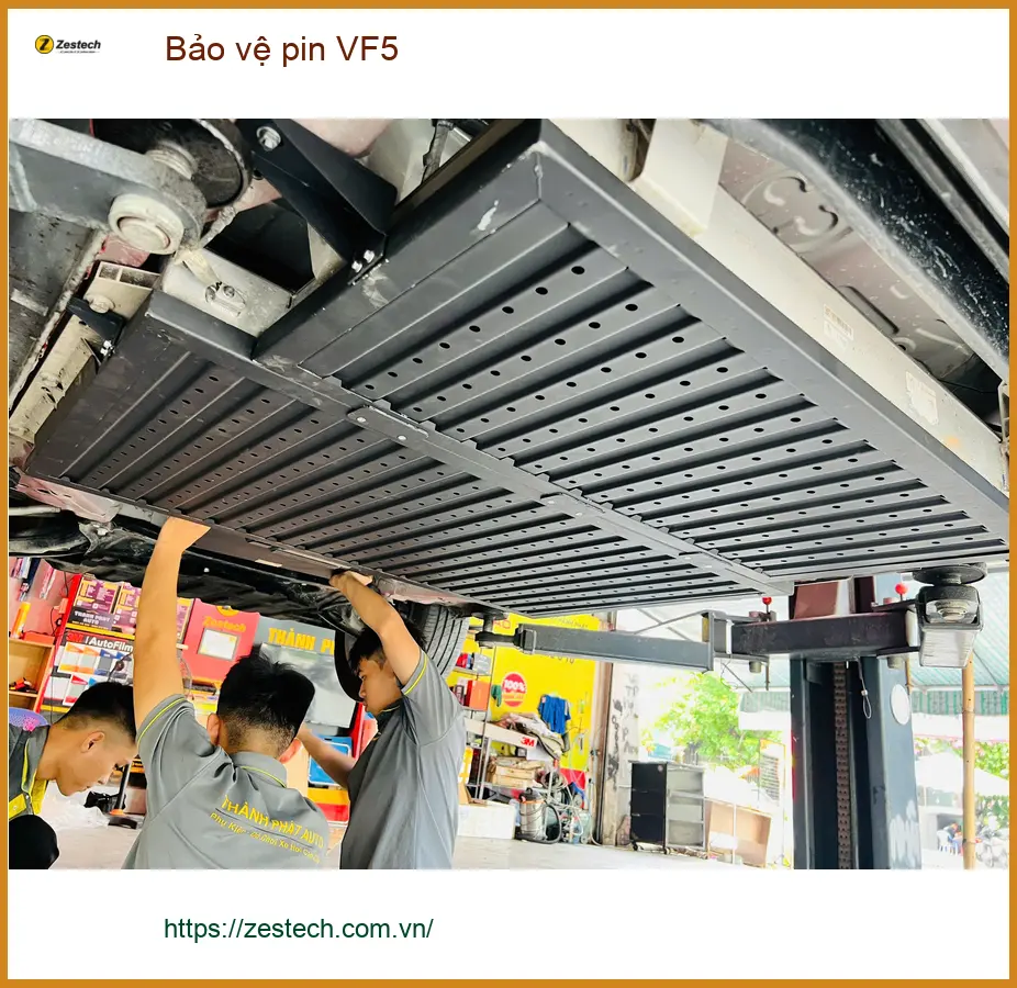 Anh Thiện lắp hệ thống bảo vệ pin VF5 tại Quận 10 tránh suy giảm hiệu năng ảnh thực tế 2