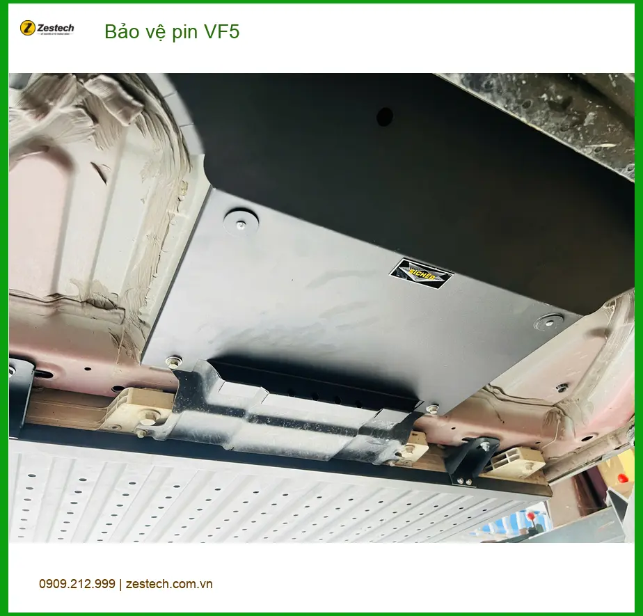 Anh Minh bảo vệ pin VinFast VF5 tại Quận 12 vì lo tuổi thọ pin khi đi xa ảnh thực tế 2