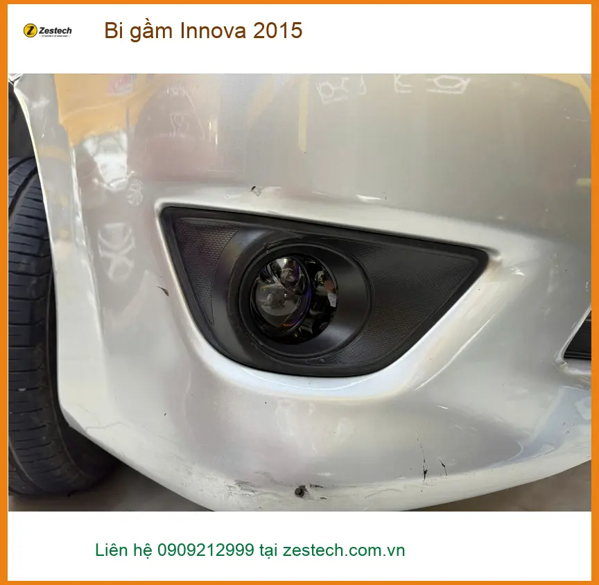 Anh Quang Minh lắp bi gầm Innova 2015 tại Q.12 để tăng cường độ sáng