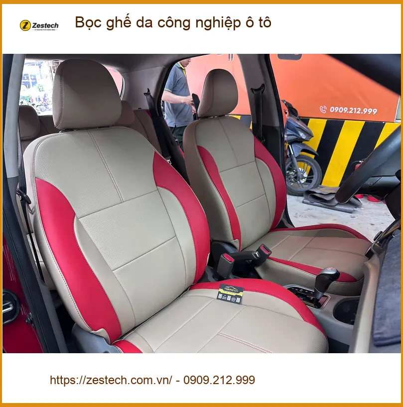 Chị Thanh Thảo bọc ghế da công nghiệp Hyundai Accent tại Quận 12 để làm mới nội thất xe