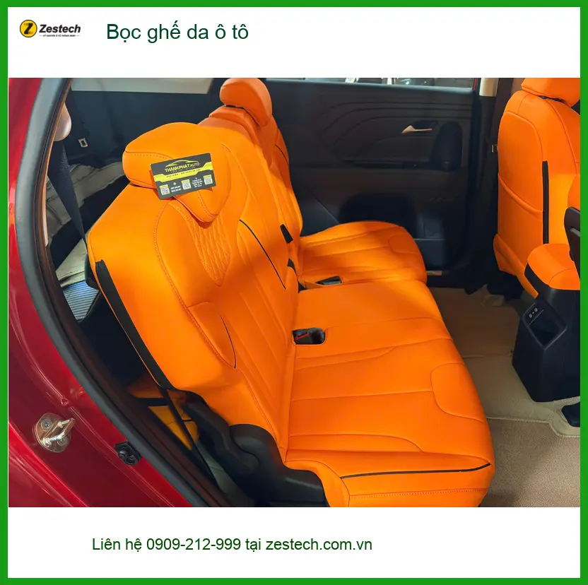 Anh Phát bọc ghế da ô tô Toyota Camry tại Quận 6 muốn nội thất sang trọng hơn