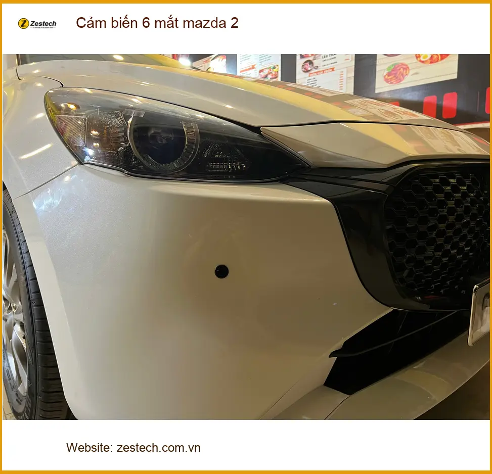 Anh Quang lắp cảm biến 6 mắt Mazda 2 tại Hóc Môn để đậu xe an toàn hơn ảnh thực tế 4