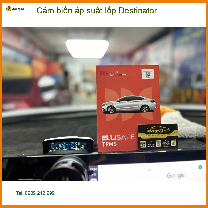 Anh Lâm lắp cảm biến áp suất lốp Destinator cho Hyundai Tucson tại Quận 2 để lái xe an toàn.