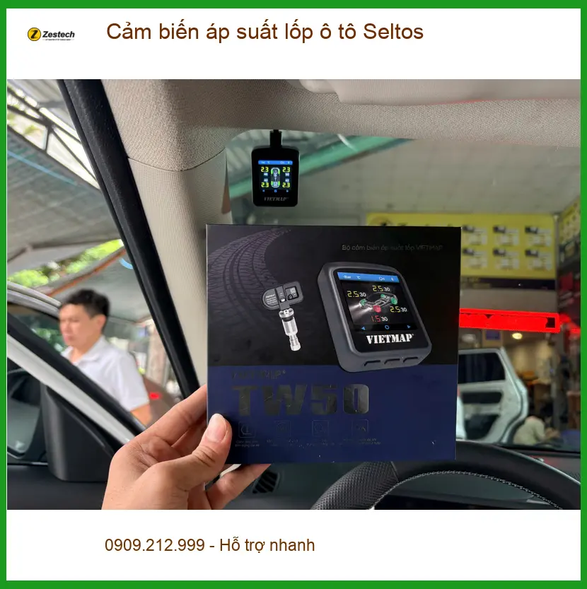 Anh Quân lắp Cảm biến áp suất lốp ô tô Seltos tại Quận 5 để an tâm lái xe ảnh thực tế 3