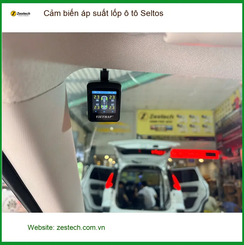 Anh Đạt lắp cảm biến áp suất lốp cho Seltos ở Gò Vấp để yên tâm đi đường xa ảnh thực tế 2