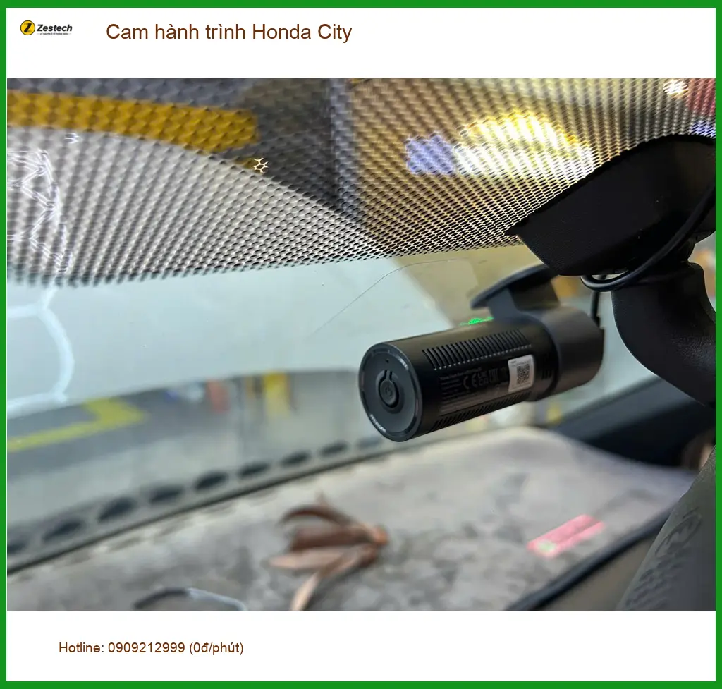 Chị Mai Anh lắp cam hành trình Honda City tại Bình Chánh sau vụ va chạm nhỏ