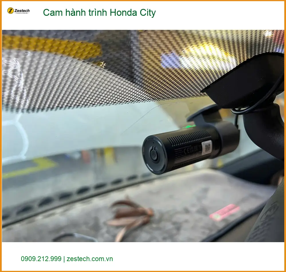 Anh Long lắp cam hành trình Honda City tại Quận 5 để đảm bảo an toàn ảnh thực tế 2